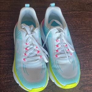 Skechers Max Cushion Women’s White 7.5 Aqua Running Sneakers with Neon Accents